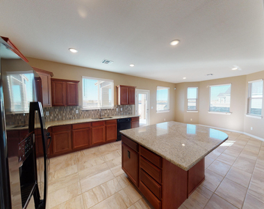 6757 Ixtapa Place - Photo Thumbnail 16