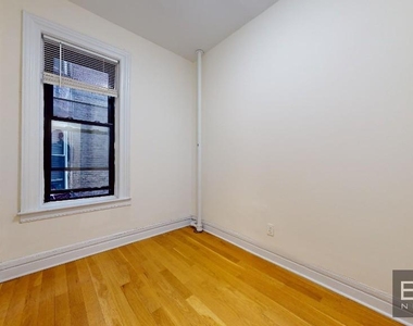 326 East 58th Street - Photo Thumbnail 3
