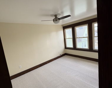 689 Maplewood Avenue - Photo Thumbnail 3