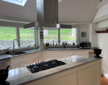 150 Ferry Road - Photo Thumbnail 5