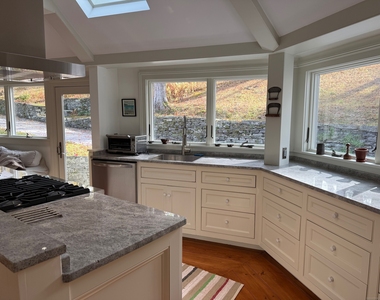 150 Ferry Road - Photo Thumbnail 4