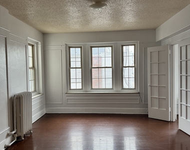 144 Grove Street - Photo Thumbnail 8