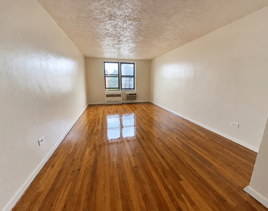 1902 Beverley Road - Photo Thumbnail 1