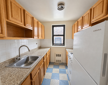 1902 Beverley Road - Photo Thumbnail 2
