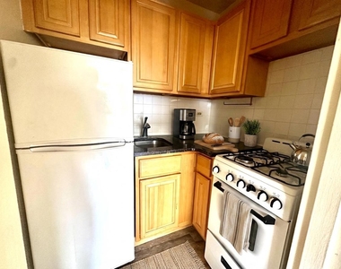 1902 Beverley Road - Photo Thumbnail 2