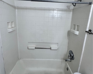 6800 E Lake Mead Boulevard - Photo Thumbnail 7