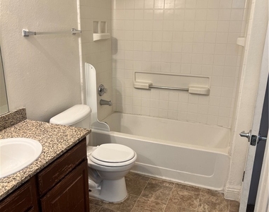 6800 E Lake Mead Boulevard - Photo Thumbnail 9