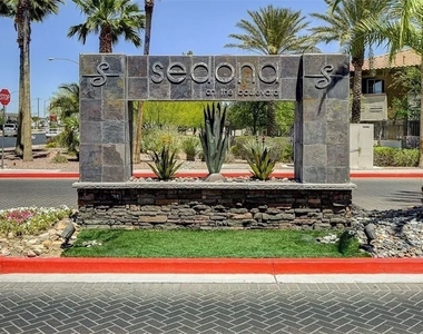 9000 Las Vegas Boulevard - Photo Thumbnail 1