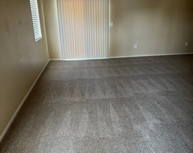 2228 Cambridge Elms Street - Photo Thumbnail 10