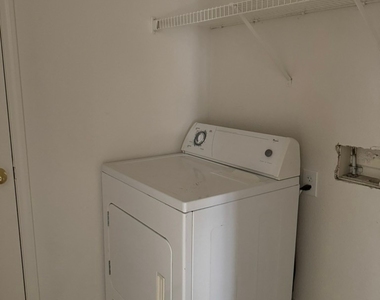 2228 Cambridge Elms Street - Photo Thumbnail 15
