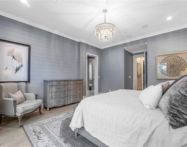 3084 Amoruccio Court - Photo Thumbnail 13
