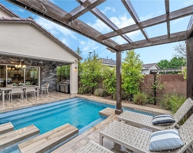 3084 Amoruccio Court - Photo Thumbnail 22