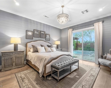 3084 Amoruccio Court - Photo Thumbnail 12