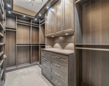 3084 Amoruccio Court - Photo Thumbnail 14