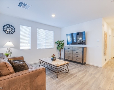 145 Aqua Commons Lane - Photo Thumbnail 4