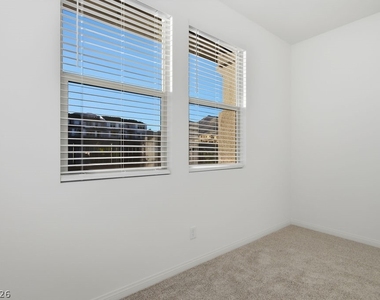 115 Cinder Cone Lane - Photo Thumbnail 14
