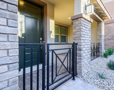 115 Cinder Cone Lane - Photo Thumbnail 1
