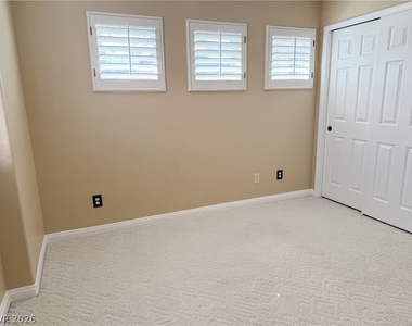 2012 Scarlet Rose Drive - Photo Thumbnail 42