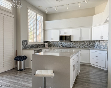 2012 Scarlet Rose Drive - Photo Thumbnail 22
