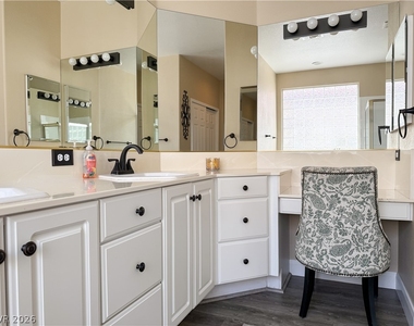2012 Scarlet Rose Drive - Photo Thumbnail 19
