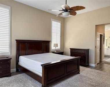 2012 Scarlet Rose Drive - Photo Thumbnail 14