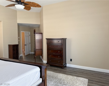 2012 Scarlet Rose Drive - Photo Thumbnail 15