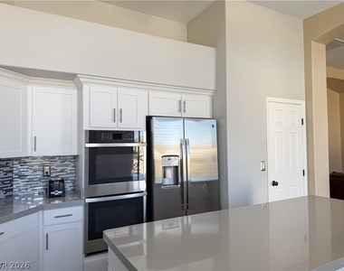 2012 Scarlet Rose Drive - Photo Thumbnail 27