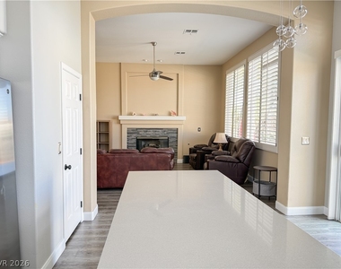 2012 Scarlet Rose Drive - Photo Thumbnail 25