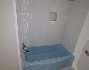 136 Hillsdale Drive Se - Photo Thumbnail 10