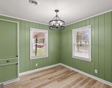 628 S Evelyn Place Nw - Photo Thumbnail 9