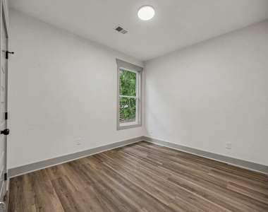 3 Forsyth Street Ne - Photo Thumbnail 12