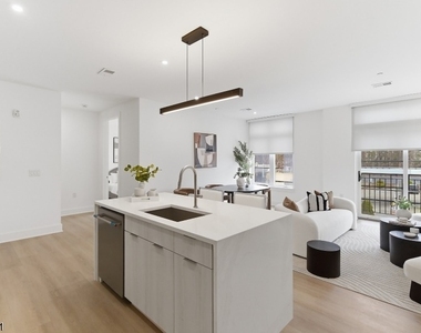 423 South Avenue West - Photo Thumbnail 9
