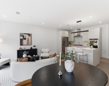 423 South Avenue West - Photo Thumbnail 7