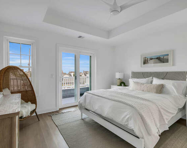 916 Ocean Avenue - Photo Thumbnail 33