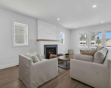 916 Ocean Avenue - Photo Thumbnail 5