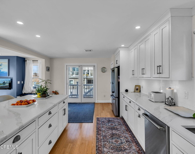 550 Whiting Avenue - Photo Thumbnail 27