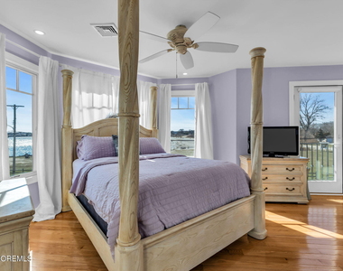 550 Whiting Avenue - Photo Thumbnail 40