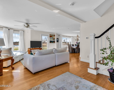 550 Whiting Avenue - Photo Thumbnail 15