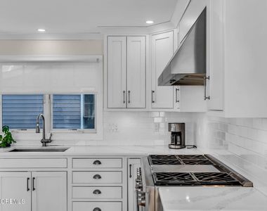 550 Whiting Avenue - Photo Thumbnail 31