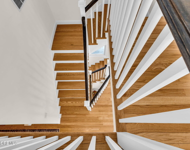 550 Whiting Avenue - Photo Thumbnail 33