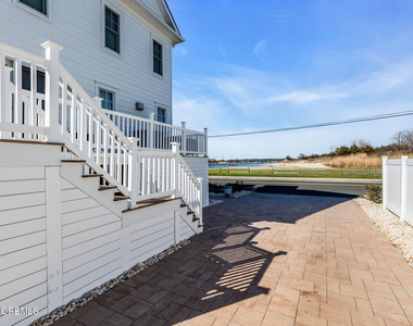 550 Whiting Avenue - Photo Thumbnail 54