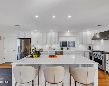 550 Whiting Avenue - Photo Thumbnail 24