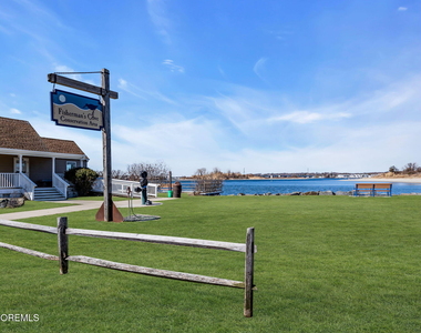550 Whiting Avenue - Photo Thumbnail 7