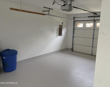 21 Newbury Row - Photo Thumbnail 22