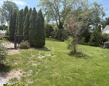 21 Newbury Row - Photo Thumbnail 3