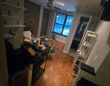 Mulberry St. - Photo Thumbnail 2