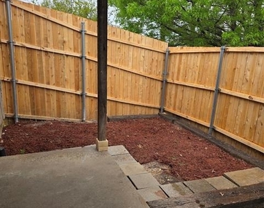 11805 Leisure Drive - Photo Thumbnail 12