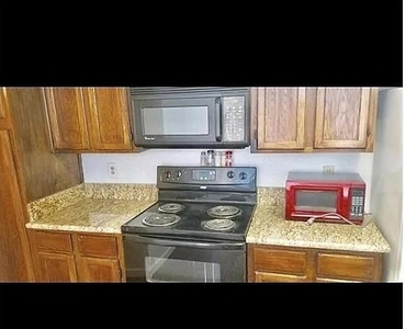 9815 Walnut Street - Photo Thumbnail 5