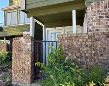 9815 Walnut Street - Photo Thumbnail 12