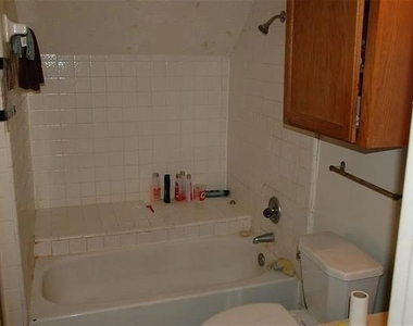 9815 Walnut Street - Photo Thumbnail 2
